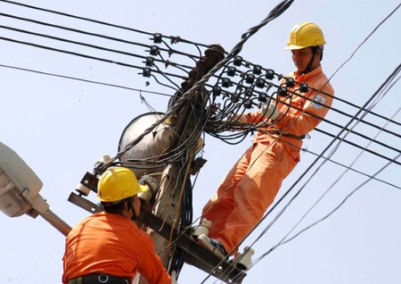 Góp phần tạo điều kiện để Ngành Điện lực hoàn thành tốt nhiệm vụ điều hành sản xuất điện trên địa bàn tỉnh Quảng Ngãi