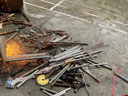 Công an thành phố Quảng Ngãi: Tổ chức tiêu hủy vũ khí, công cụ hỗ trợ