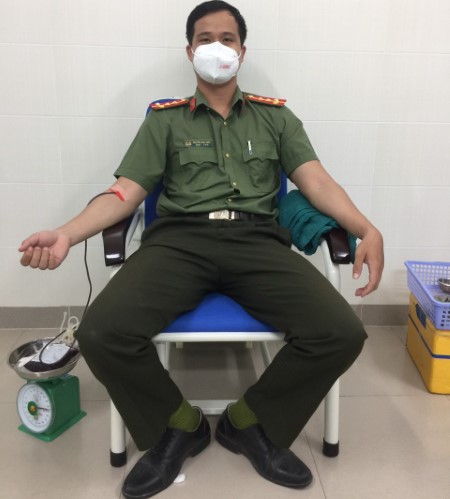 Công an tỉnh Quảng Ngãi tăng cường tuyên truyền, vận động tổ chức hiến máu tình nguyện trong bối cảnh dịch Covid-19