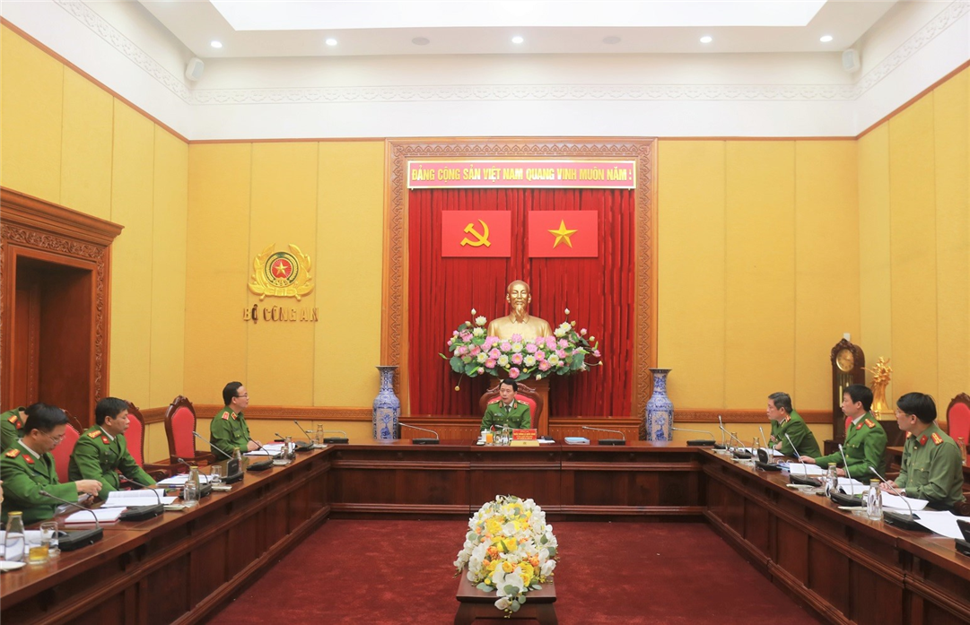 Hoàn thiện chuyên đề “Đổi mới công tác tạm giữ, tạm giam và thi hành án hình sự đáp ứng yêu cầu xây dựng và hoàn thiện Nhà nước pháp quyền xã hội chủ nghĩa Việt Nam”
