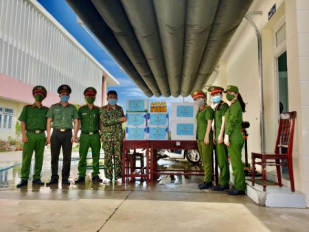 Kết quả nổi bật trong thực hiện nhiệm vụ CCHC, vì Nhân nhân phục vụ trong năm 2021 của lực lượng Công an tỉnh Quảng Ngãi