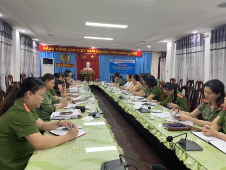 Hội Liên hiệp Phụ nữ tỉnh Quảng Ngãi kiểm tra công tác hội và phong trào phụ nữ Công an tỉnh năm 2022