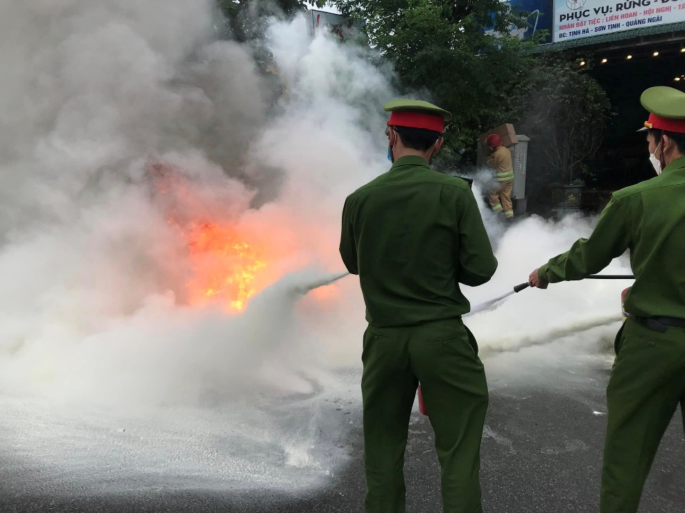 Sơn Tịnh: Thực tập phương án chữa cháy và cứu nạn, cứu hộ tại khu dân cư Lâm Lộc Nam, xã Tịnh Hà