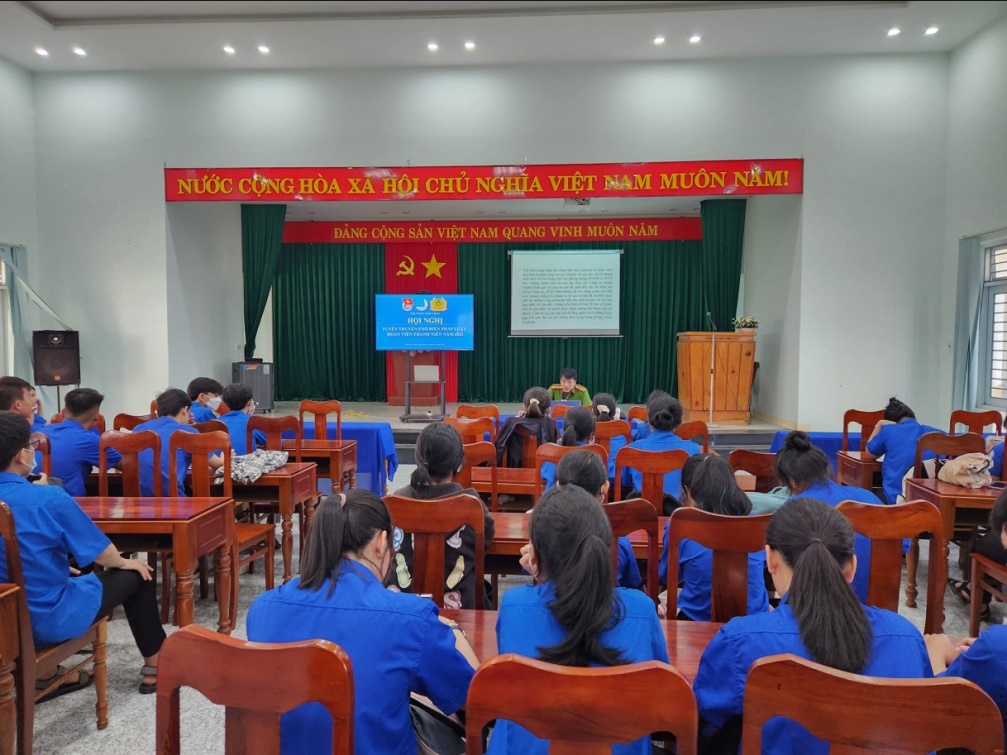 Công an thị trấn Chợ Chùa – huyện Nghĩa Hành tổ chức Hội nghị tuyên truyền, giáo dục pháp luật cho đoàn viên, thanh niên năm 2023