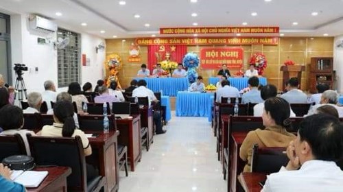 Bí thư Tỉnh ủy Quảng Ngãi Bùi Thị Quỳnh Vân tiếp xúc cử tri tại thị trấn Sông Vệ