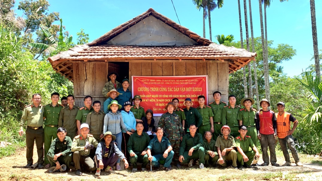 Tuổi trẻ Công an huyện Sơn Tây tham gia các hoạt động xã hội tình nguyện, góp phần bảo đảm an ninh, trật tự trên địa bàn miền núi