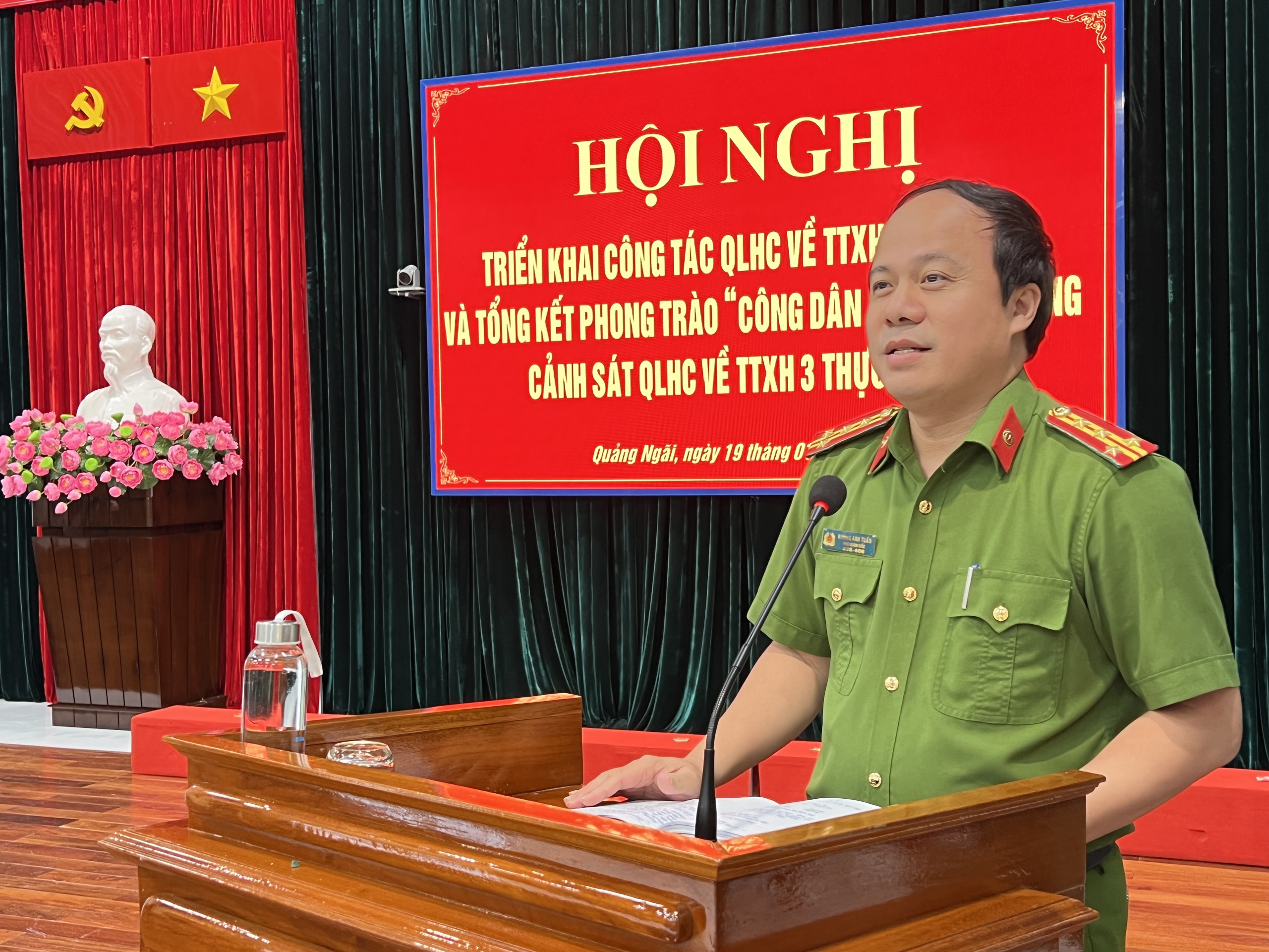 Công an tỉnh Quảng Ngãi tổ chức Hội nghị triển khai công tác QLHC về TTXH năm 2024 và tổng kết phong trào “Công dân 3 có, lực lượng Cảnh sát QLHC về TTXH 3 thực hiện”