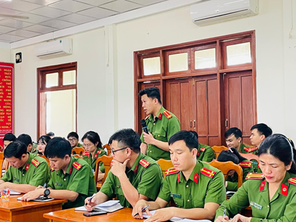 Bình Sơn: Tổ chức đối thoại với Đoàn Thanh niên, Hội Phụ nữ Công an huyện