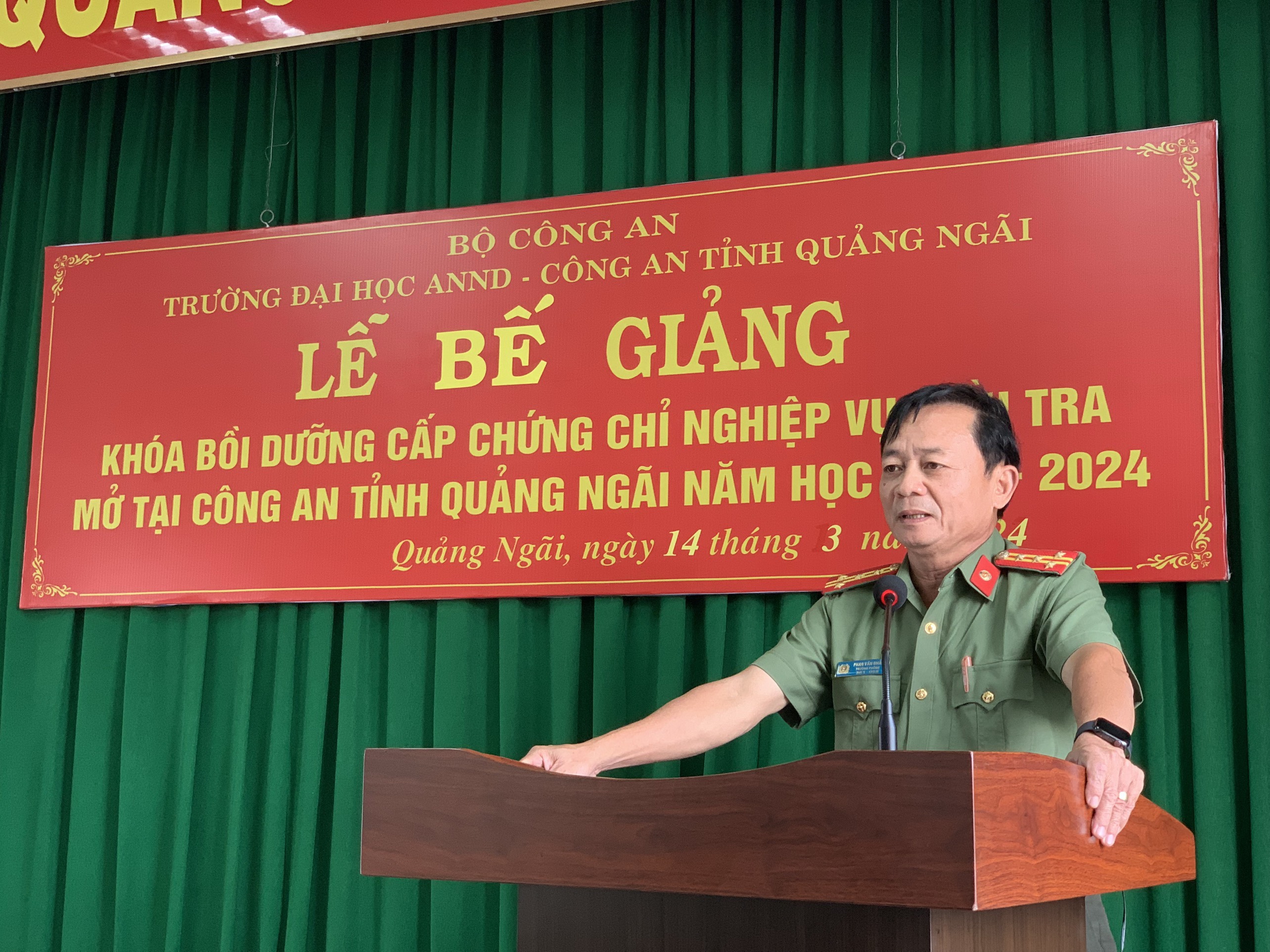Công an tỉnh Quảng Ngãi: Bế giảng lớp bồi dưỡng cấp chứng chỉ nghiệp vụ điều tra