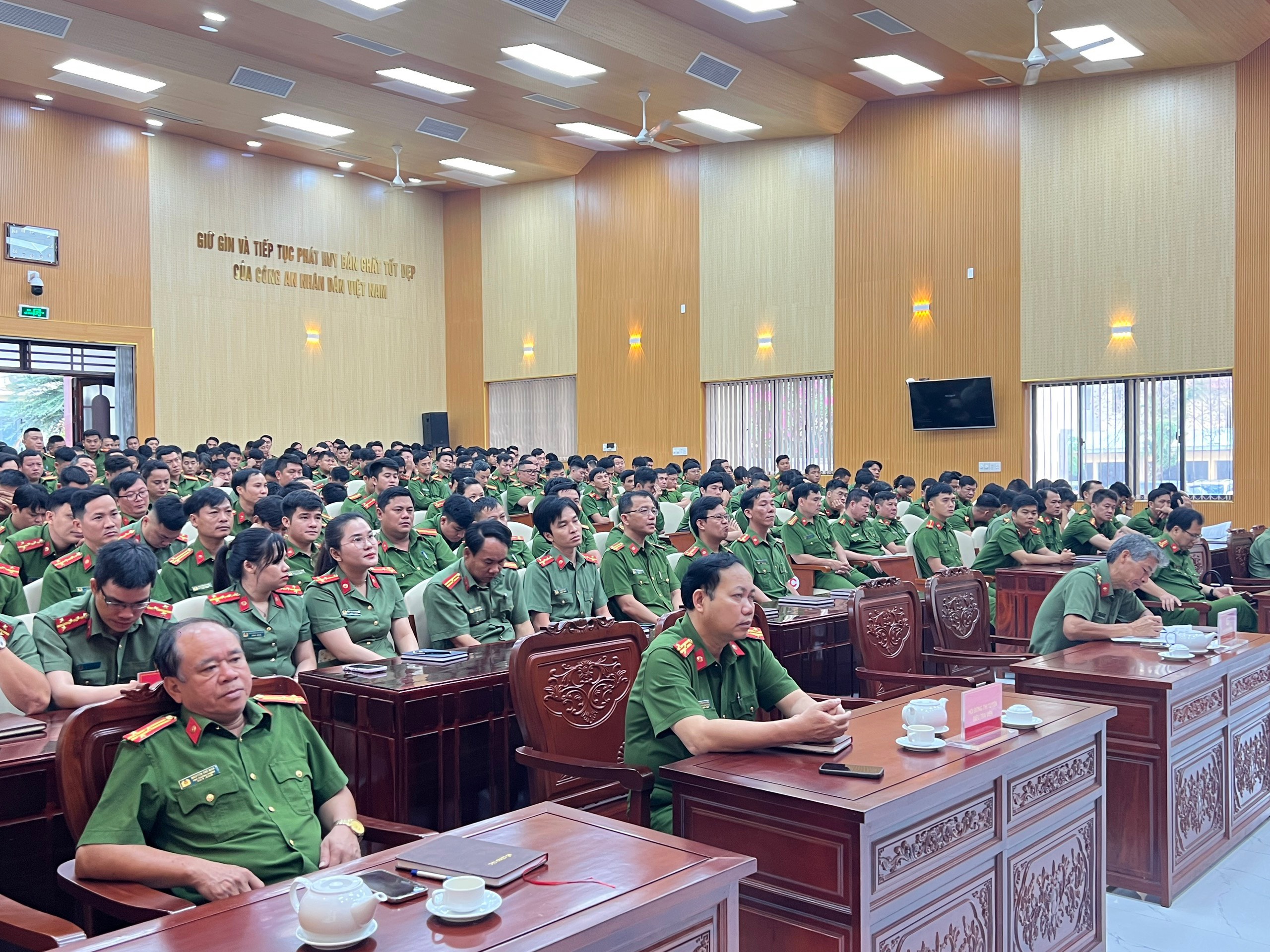 Công an tỉnh Quảng Ngãi khai mạc kỳ thi tuyển Điều tra viên trung cấp, sơ cấp năm 2024