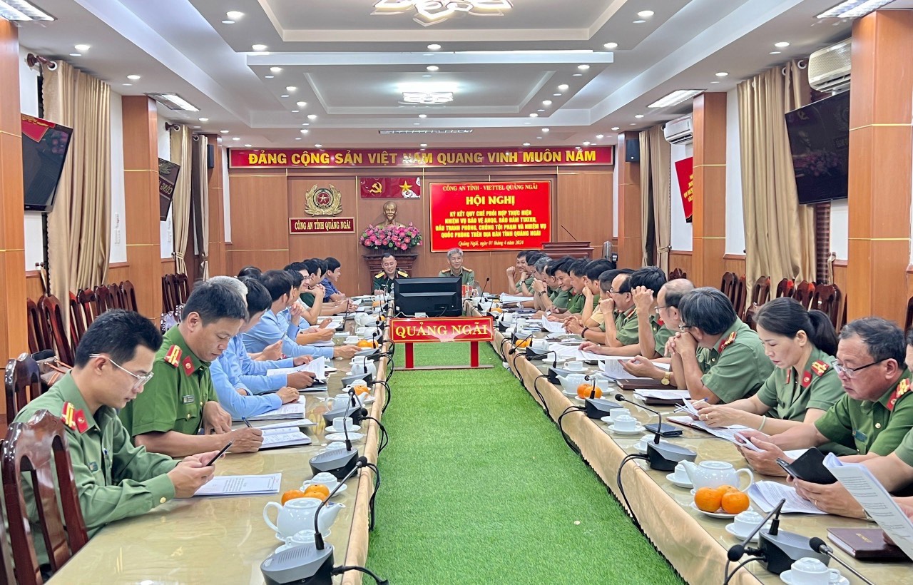 Công an tỉnh Quảng Ngãi ký kết quy chế phối hợp về bảo đảm an ninh, trật tự và thực hiện nhiệm vụ quốc phòng với Viettel Quảng Ngãi