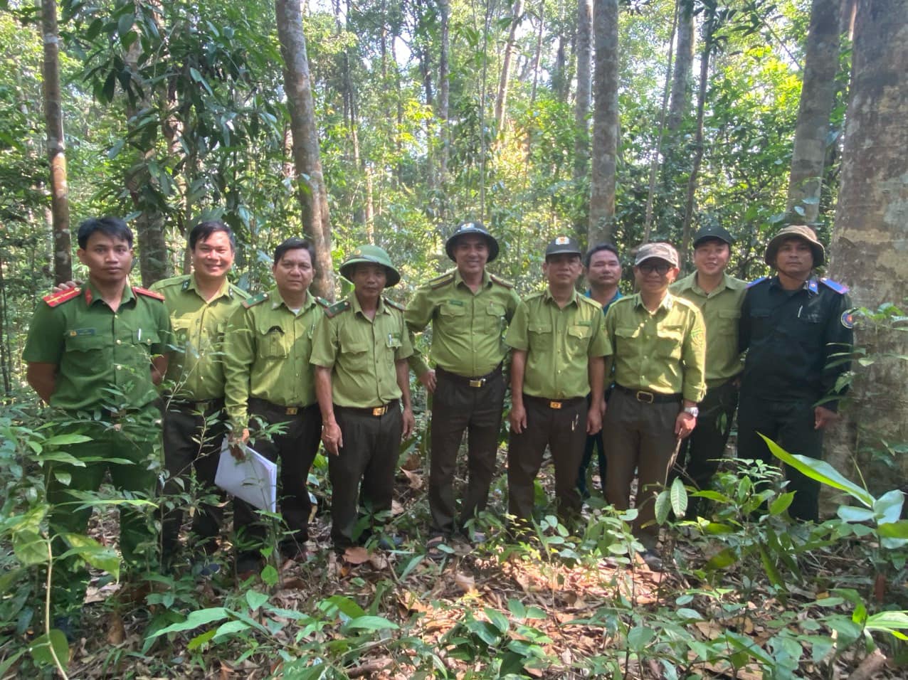 Sơn Tây: Phối hợp kiểm tra, truy quét bảo vệ rừng tại khu vực giáp ranh giữa tỉnh Quảng Ngãi và Kon Tum