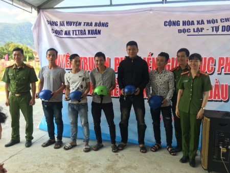 ​Công an thị trấn Trà Xuân tổ chức tuyên truyền, phổ biến, giáo dục pháp luật trong thanh thiếu niên