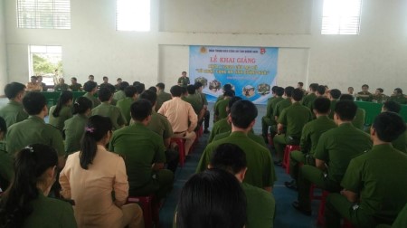 ​Khai giảng khóa V Câu lạc bộ Võ thuật Công an tỉnh Quảng Ngãi
