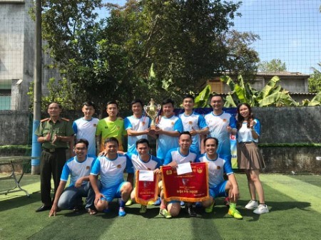 Đoàn Thành niên Công an thành phố tổ chức thành công giải bóng đá