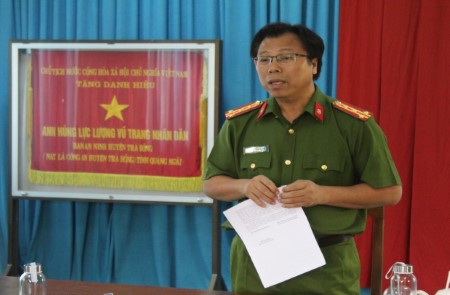 Lãnh đạo Công an tỉnh về kiểm tra và làm việc với Công an huyện Trà Bồng