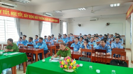 Công an tỉnh Quảng Ngãi mở Lớp đào tạo cấp chứng chỉ nghiệp vụ bảo vệ cho nhân viên dịch vụ bảo vệ các công ty, doanh nghiệp, chi nhánh trên địa bàn tỉnh năm 2020