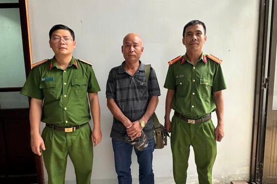 Vận động thành công đối tượng truy nã ra đầu thú sau 5 năm lẩn trốn