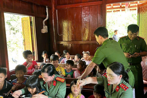 GÓP NGHĨA TÌNH, KẾT NỐI YÊU THƯƠNG