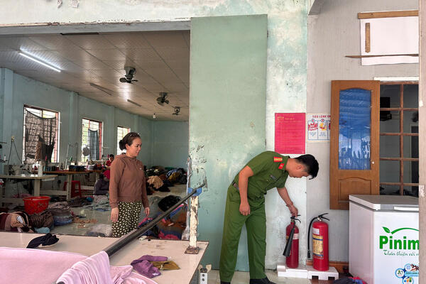 Công an xã Nguyễn Nghiêm tăng cường kiểm tra an toàn PCCC hưởng ứng Ngày Toàn dân phòng cháy, chữa cháy