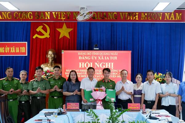 Công an xã Ia Tơi tiếp nhận nhiệm vụ Cơ quan Thường trực Ban Chỉ đạo phát triển khoa học, công nghệ, đổi mới sáng tạo và chuyển đổi số