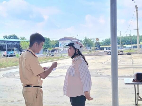 Phòng Cảnh sát giao thông Công an Quảng Ngãi nâng cao hiệu quả sát hạch, cấp giấy phép lái xe
