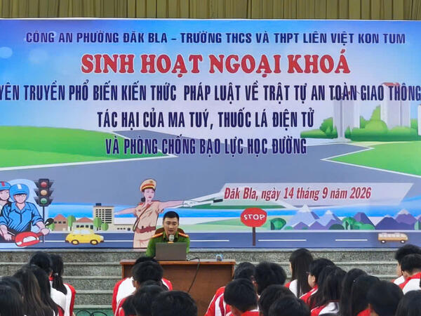 Công an phường Đăk Bla tăng cường tuyên truyền pháp luật trong trường học