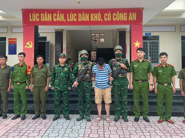 Văn phòng Cơ quan Cảnh sát điều tra bắt giữ thành công đối tượng truy nã đặc biệt nguy hiểm lẩn trốn ở nước ngoài