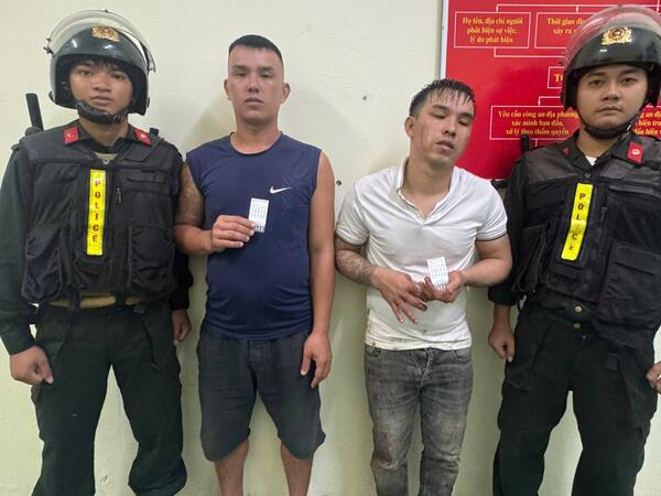 Phòng Cảnh sát cơ động tuần tra đêm, kịp thời phát hiện 02 đối tượng dương tính với chất ma túy