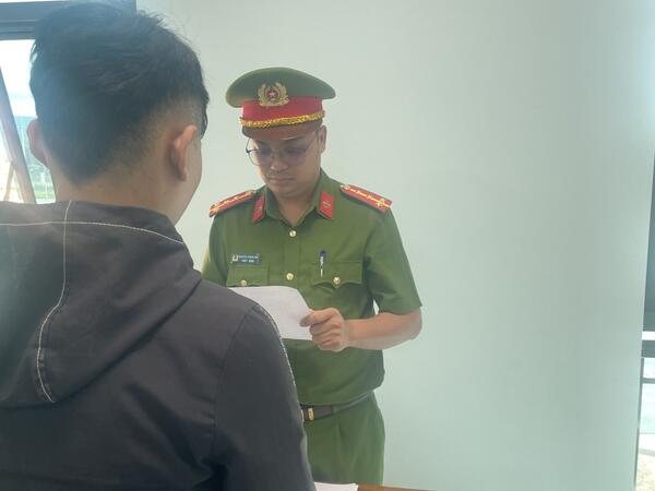 Công an tỉnh Quảng Ngãi khởi tố bị can chưa thành niên điều khiển xe máy gây tai nạn giao thông nghiêm trọng