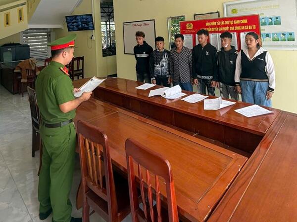 Quảng Ngãi: Dùng dao gây thương tích, đối tượng bị khởi tố về tội sử dụng trái phép vũ khí quân dụng