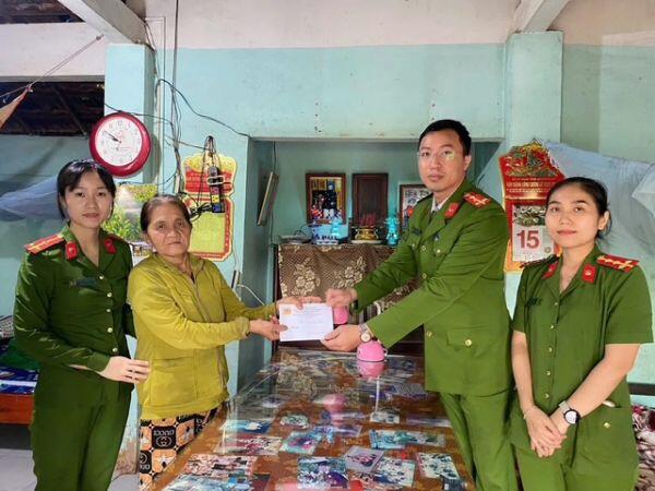 Đồng chí Đại uý Nguyễn Trọng Hoàng –“Tấm gương sáng trong công tác và đời sống”